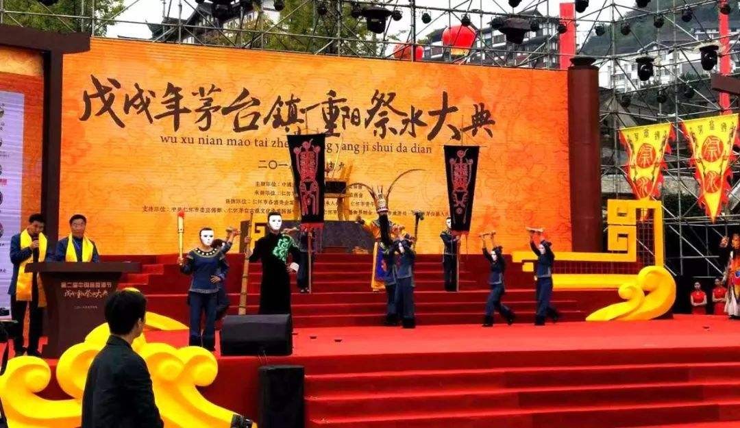 交個(gè)朋友的自建SaaS系統(tǒng)可以連接品牌方、明星達(dá)人，和抖音平臺(tái)