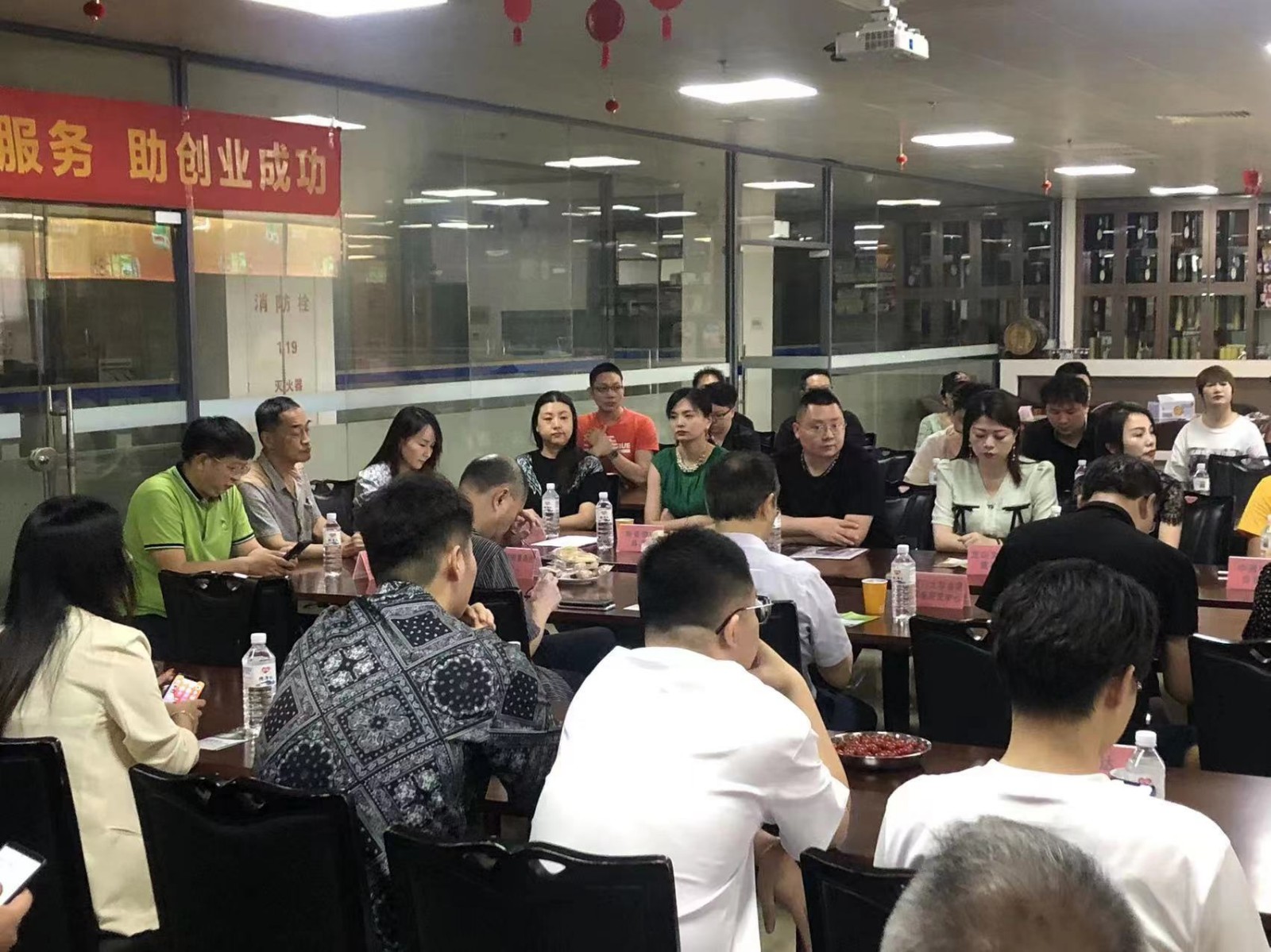 抖音矩陣號如何導流，起號？什么是賬號矩陣？賬號矩陣怎么做？