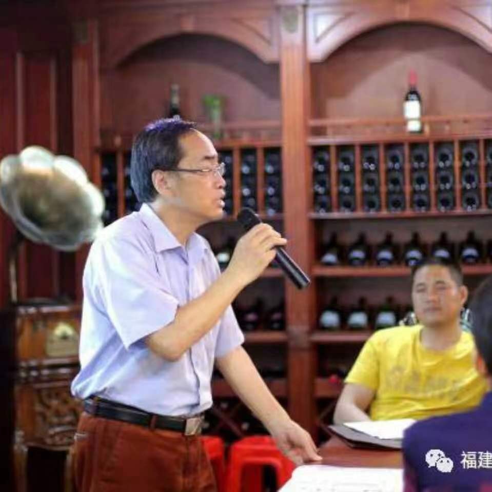 電商帶貨墊資主要是針對(duì)各個(gè)直播平臺(tái)開(kāi)店銷(xiāo)貨商戶(工廠、主播、供應(yīng)鏈方)推出的專(zhuān)項(xiàng)信用融資產(chǎn)品